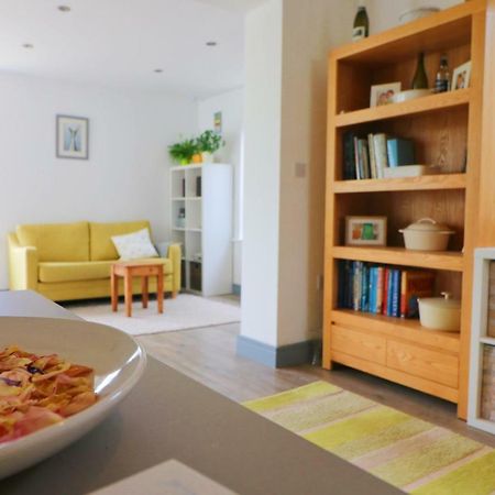 Modern Holiday Home Central St Merryn Exteriör bild